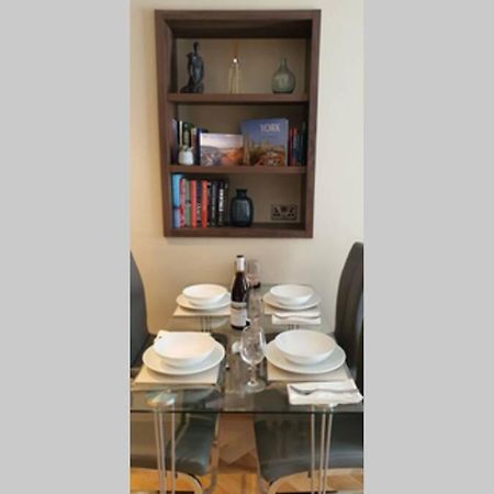 Luxury One Bedroom Apartment Within The City Walls 约克 外观 照片